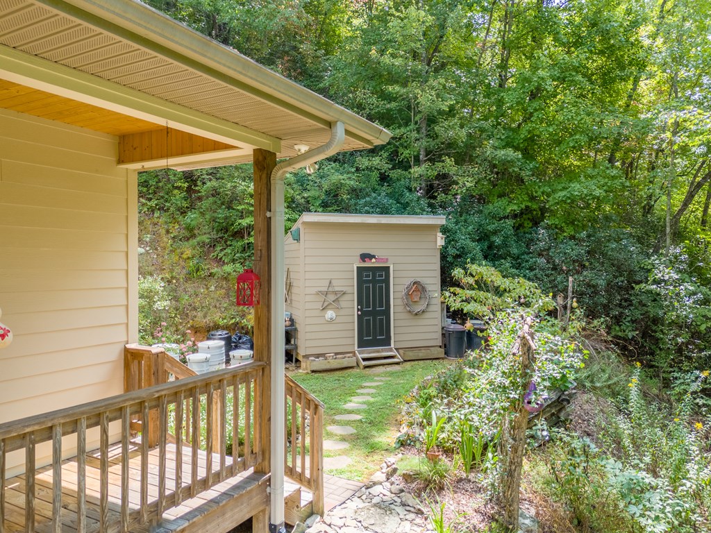 92 Sterling Lane