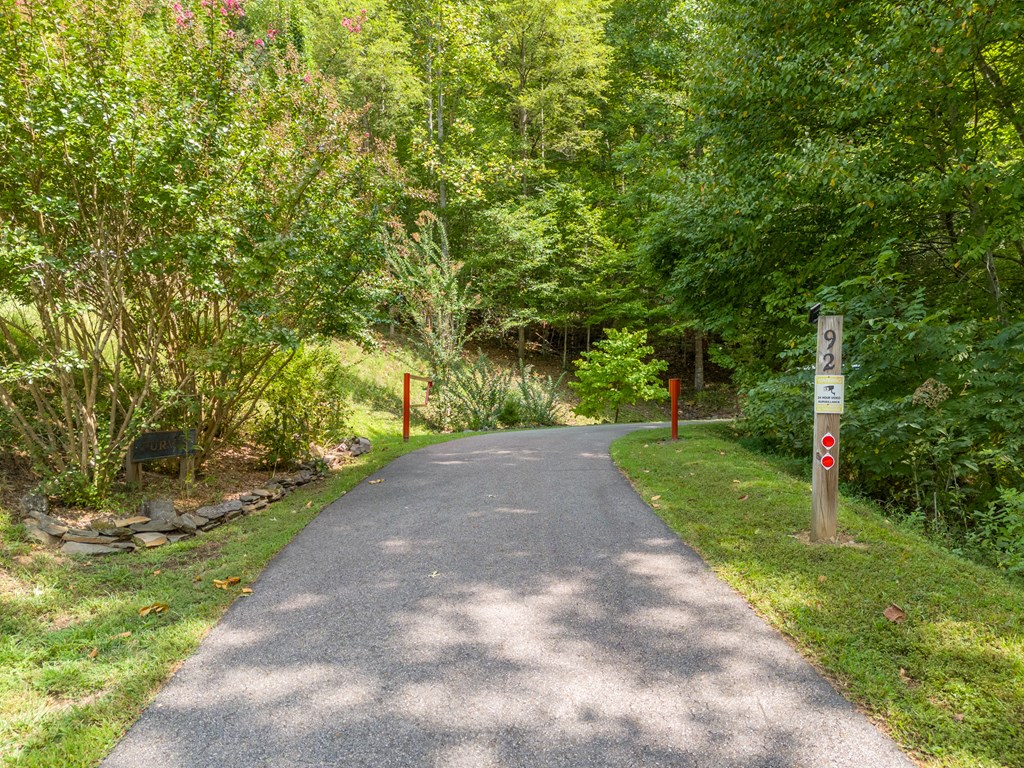 92 Sterling Lane