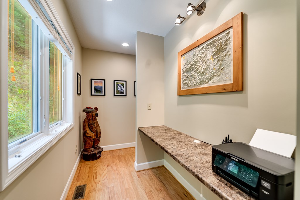 92 Sterling Lane