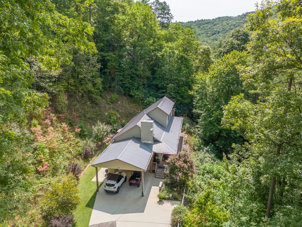 92 Sterling Lane
