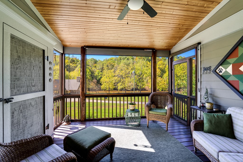 52 Grayling Dr