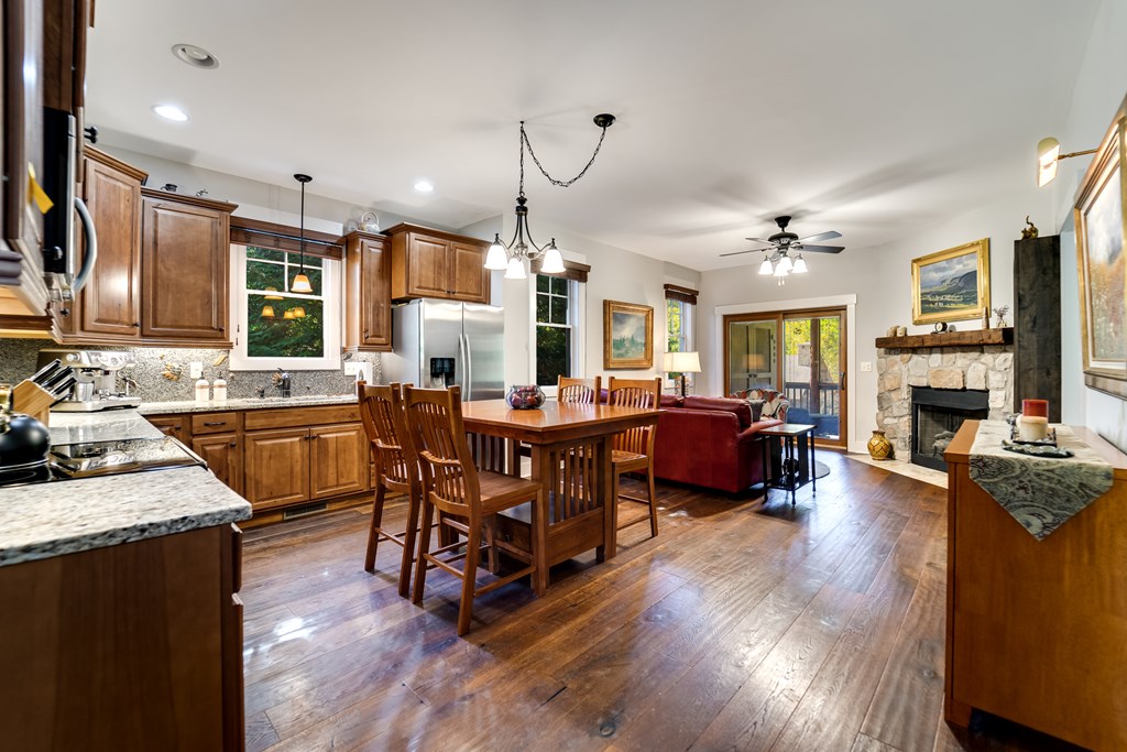 52 Grayling Dr