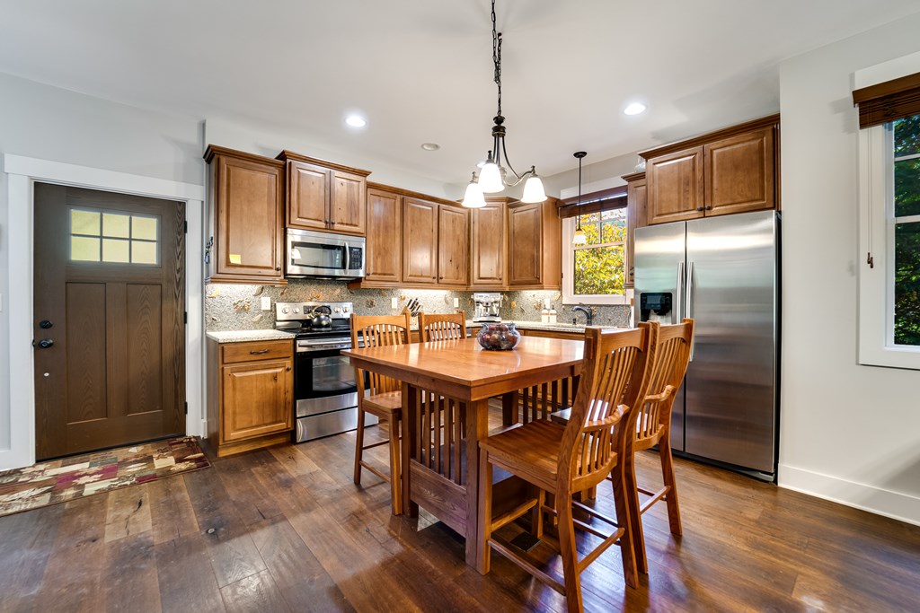 52 Grayling Dr