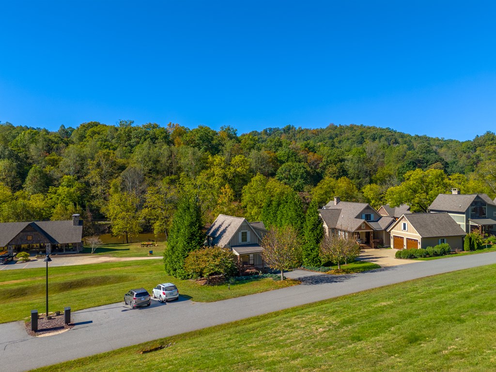 52 Grayling Dr