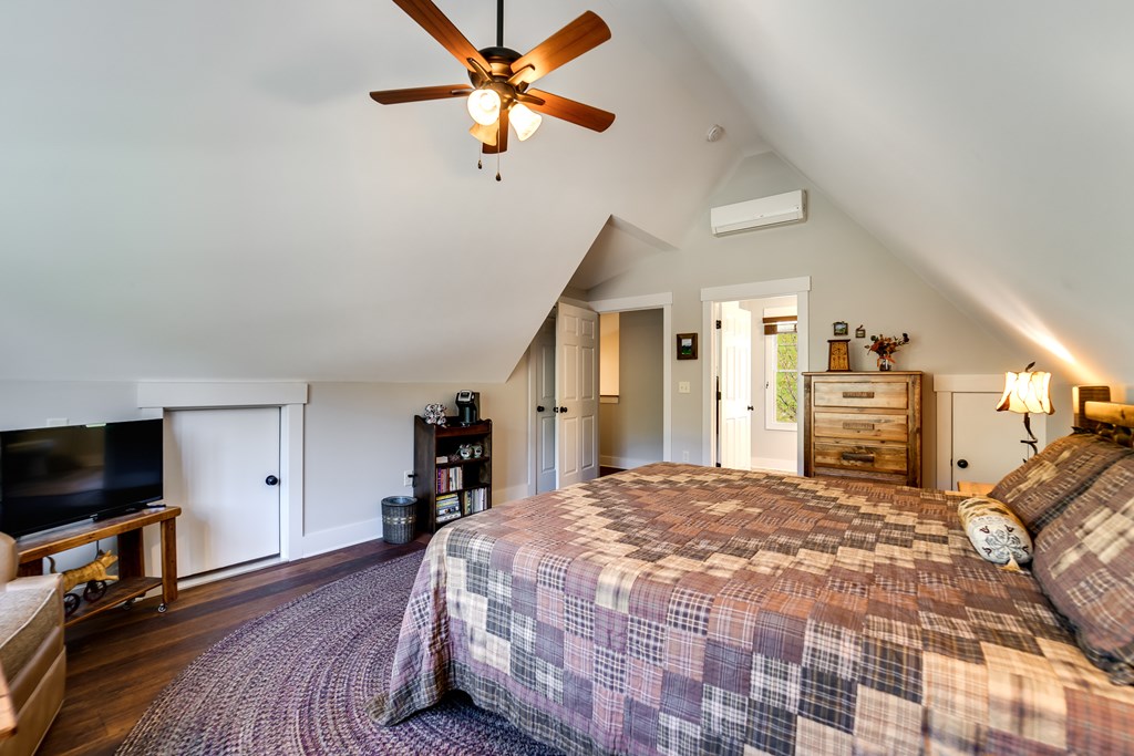 52 Grayling Dr