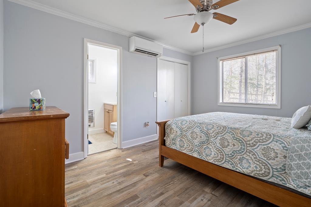 121 Brittany Pointe