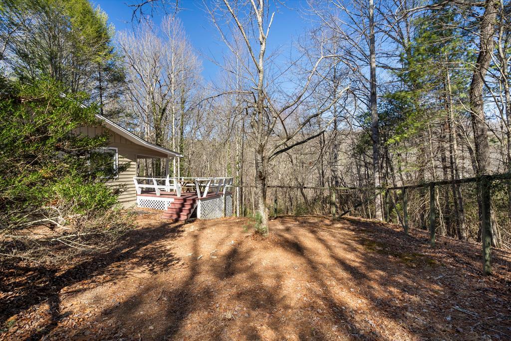 121 Brittany Pointe