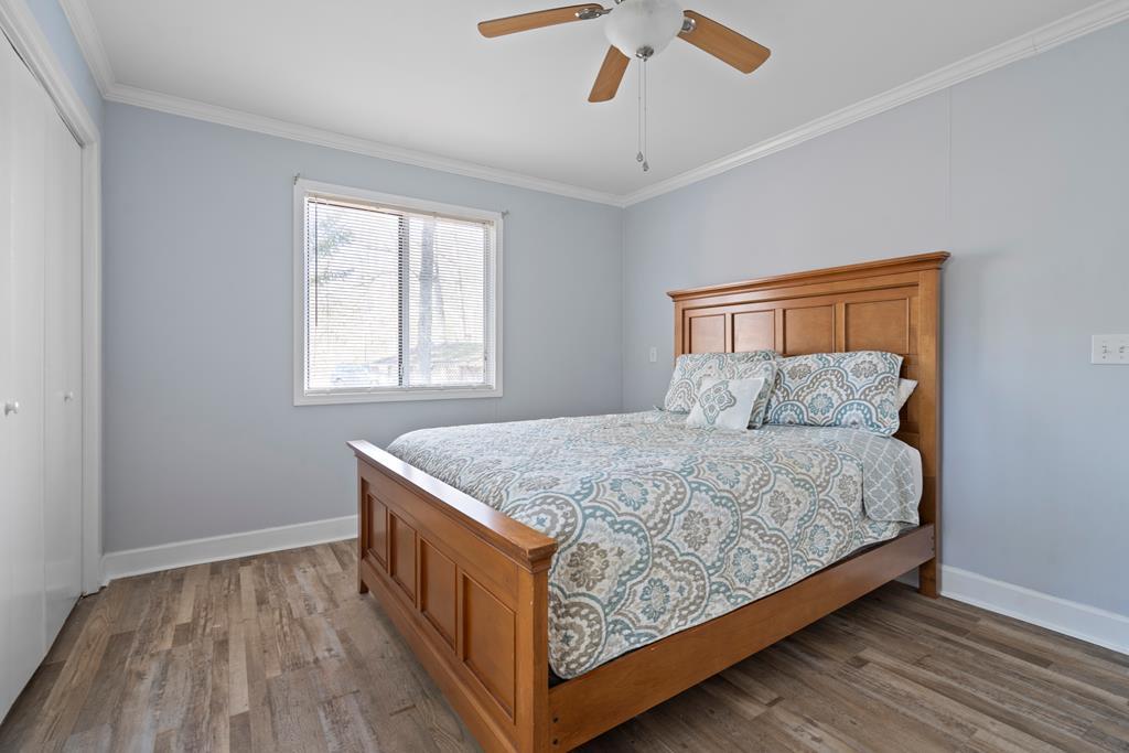 121 Brittany Pointe