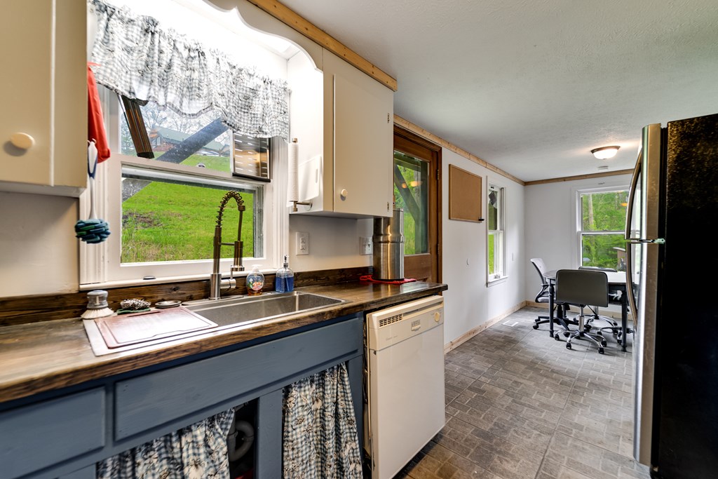 387 Sheeprock Cove Road