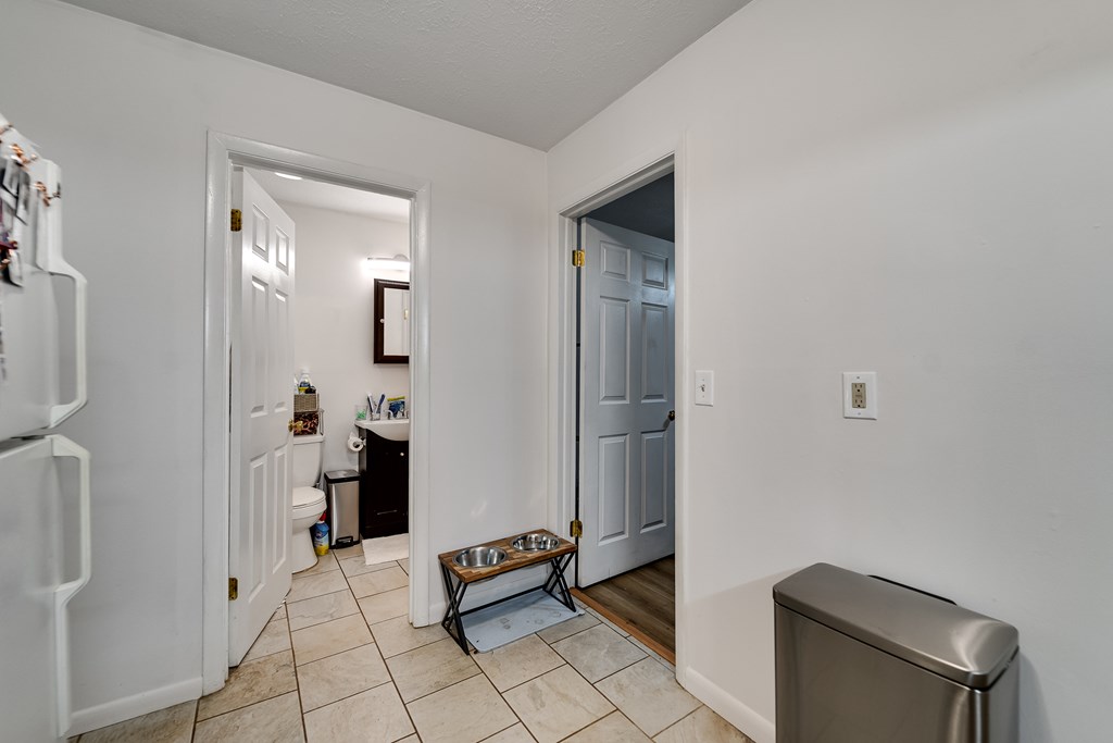 417 N Country Club Dr