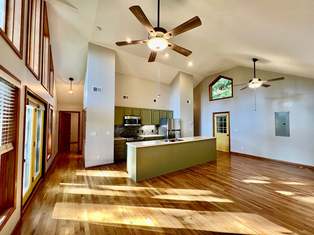 127 Whataview Drive
