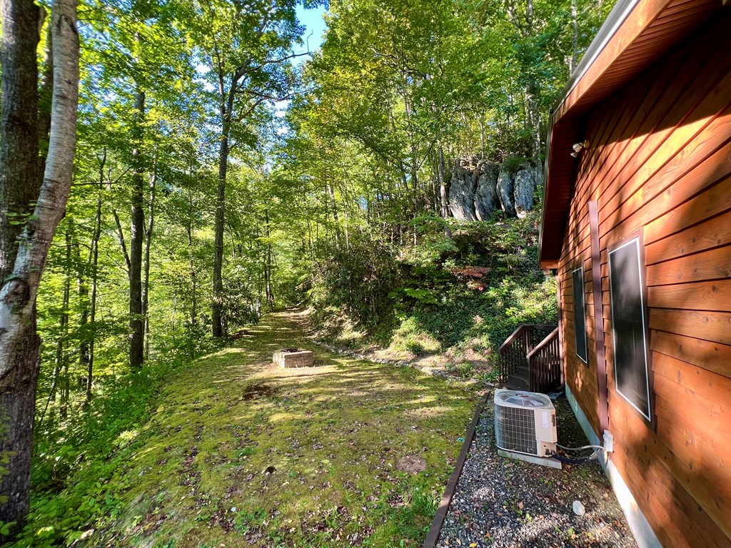 127 Whataview Drive