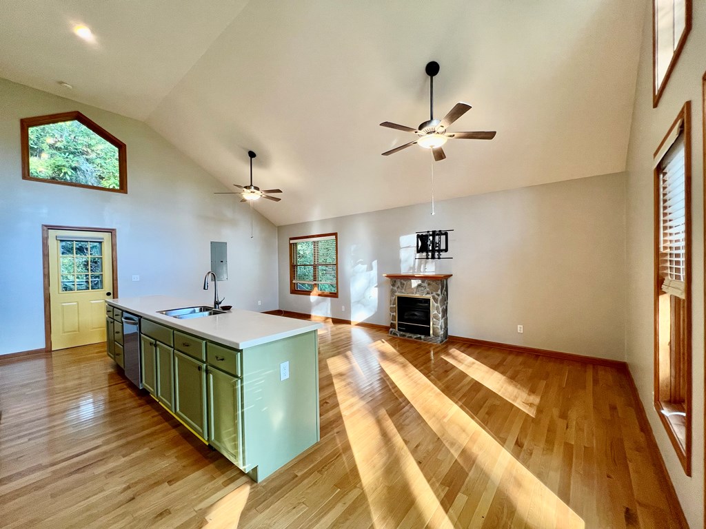 127 Whataview Drive