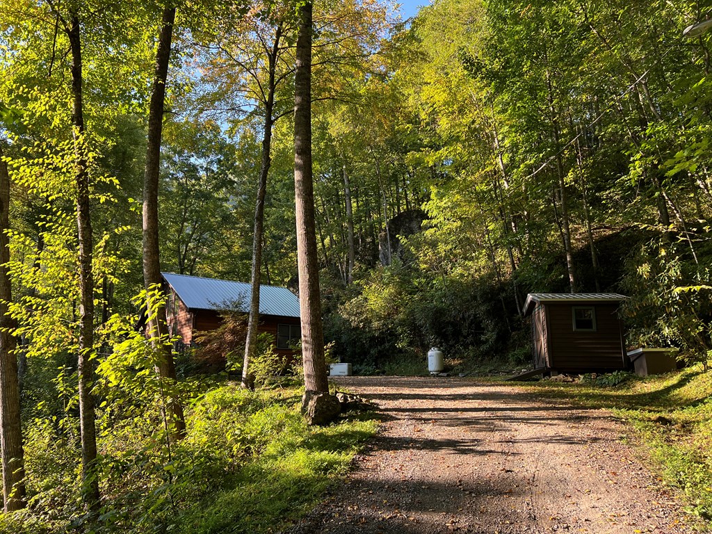 127 Whataview Drive
