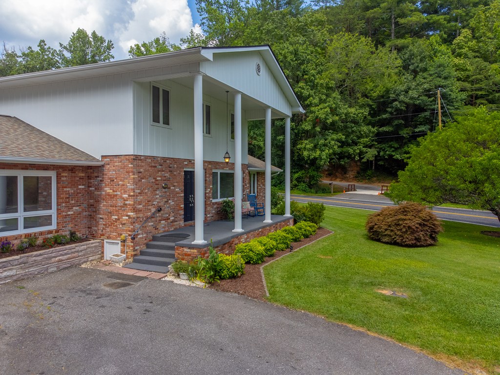 181 Fisher Creek Road