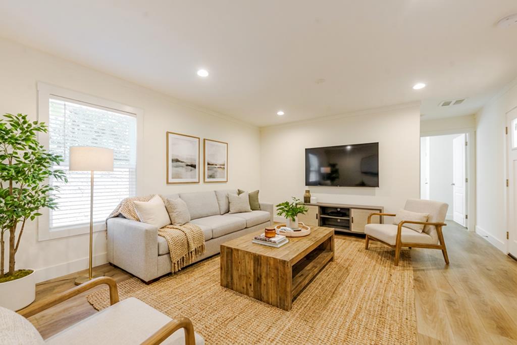 75 Windswept Lane