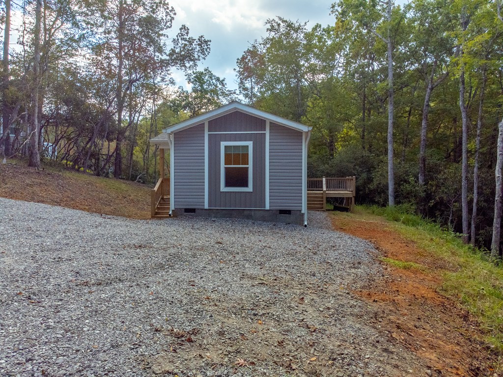 75 Windswept Lane