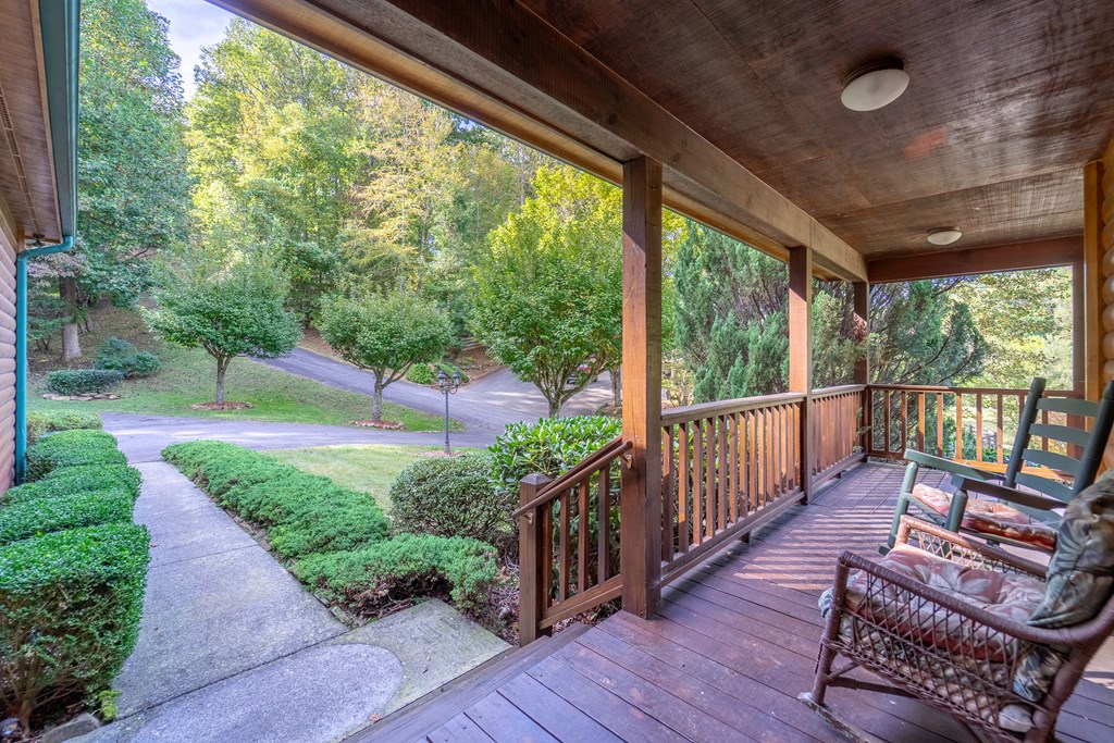 25 Black Oak Drive