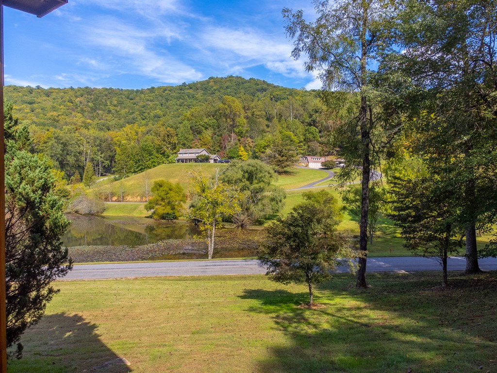25 Black Oak Drive