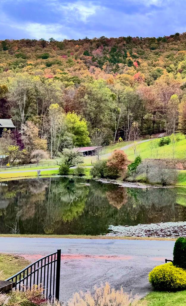 25 Black Oak Drive
