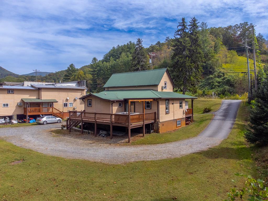 3074 Old Rd