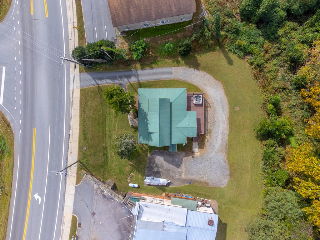 3074 Old Rd