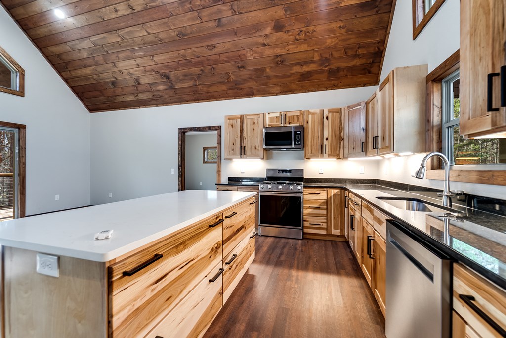 397 Kennelly Loop