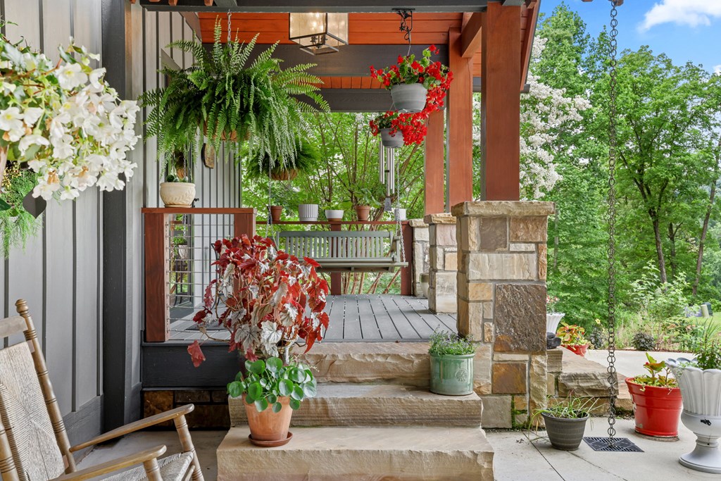 117 Amberleaf Way