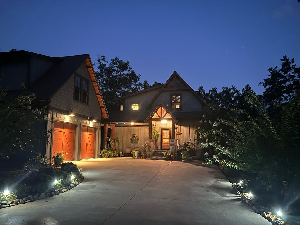 117 Amberleaf Way
