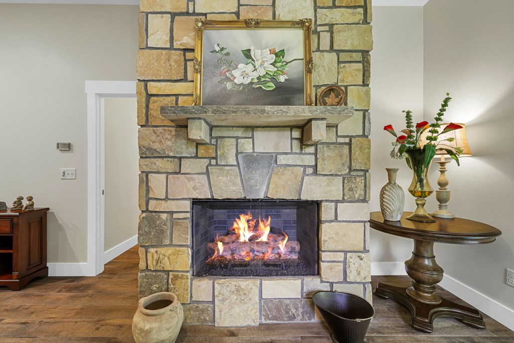 117 Amberleaf Way