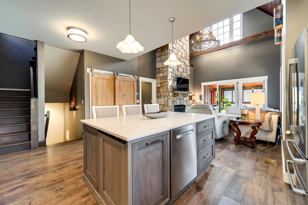 117 Amberleaf Way
