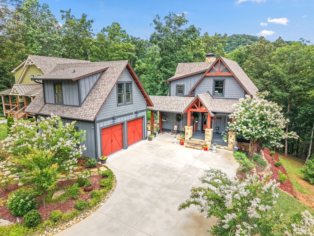 117 Amberleaf Way