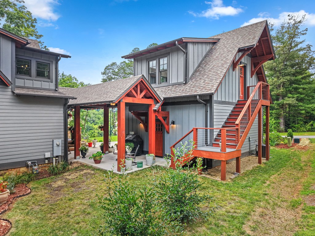 117 Amberleaf Way