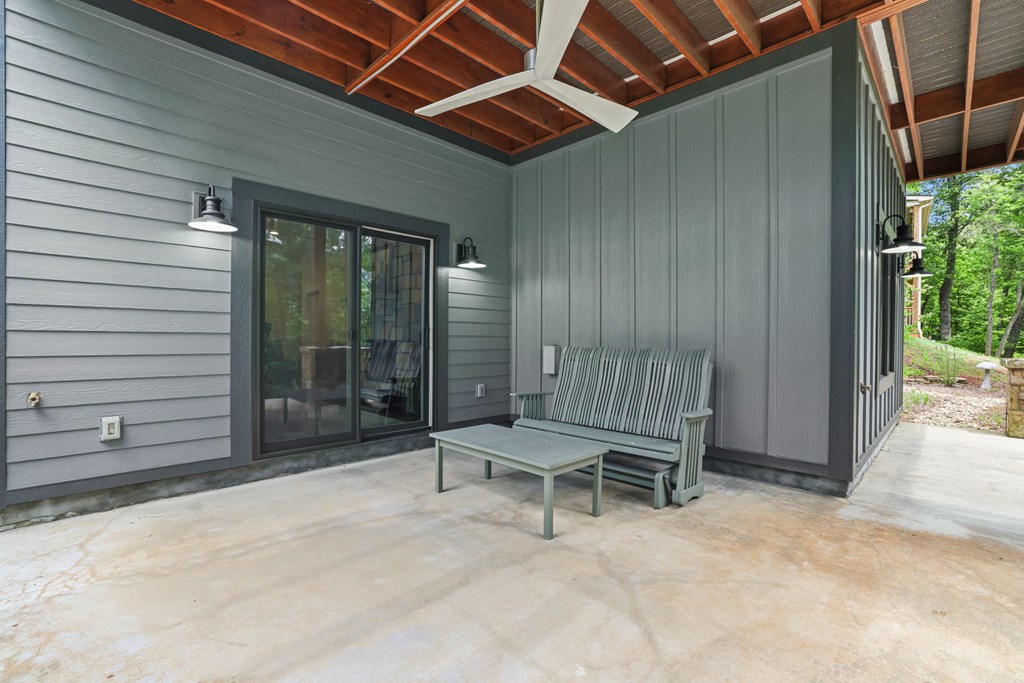 117 Amberleaf Way