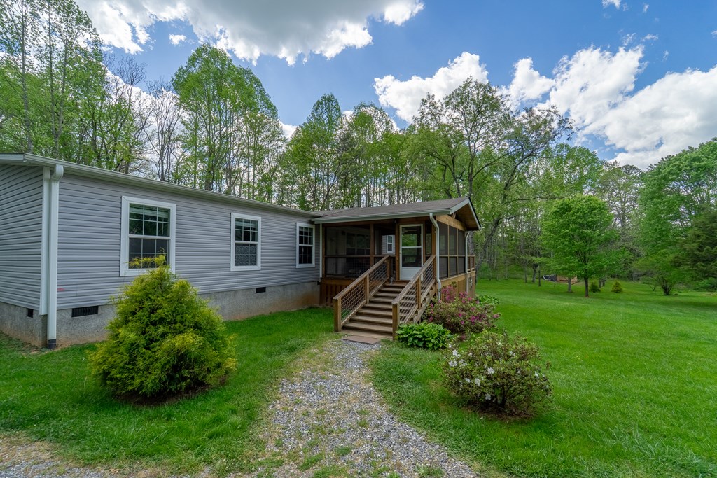 104/102 Pleasant Valley Lane