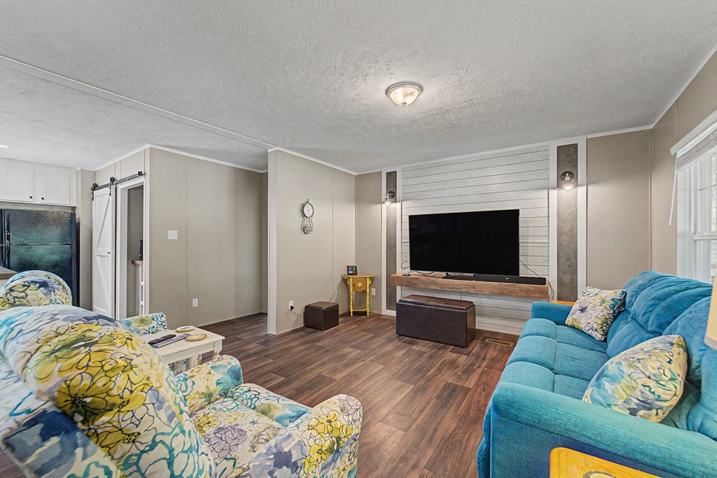 104/102 Pleasant Valley Lane