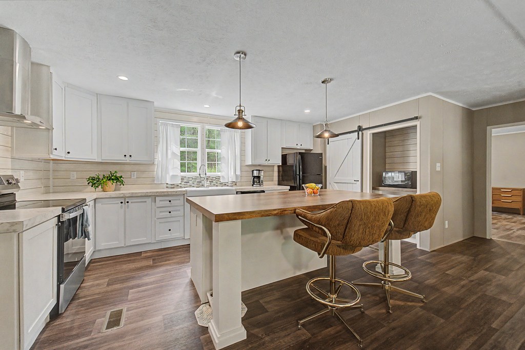 104/102 Pleasant Valley Lane