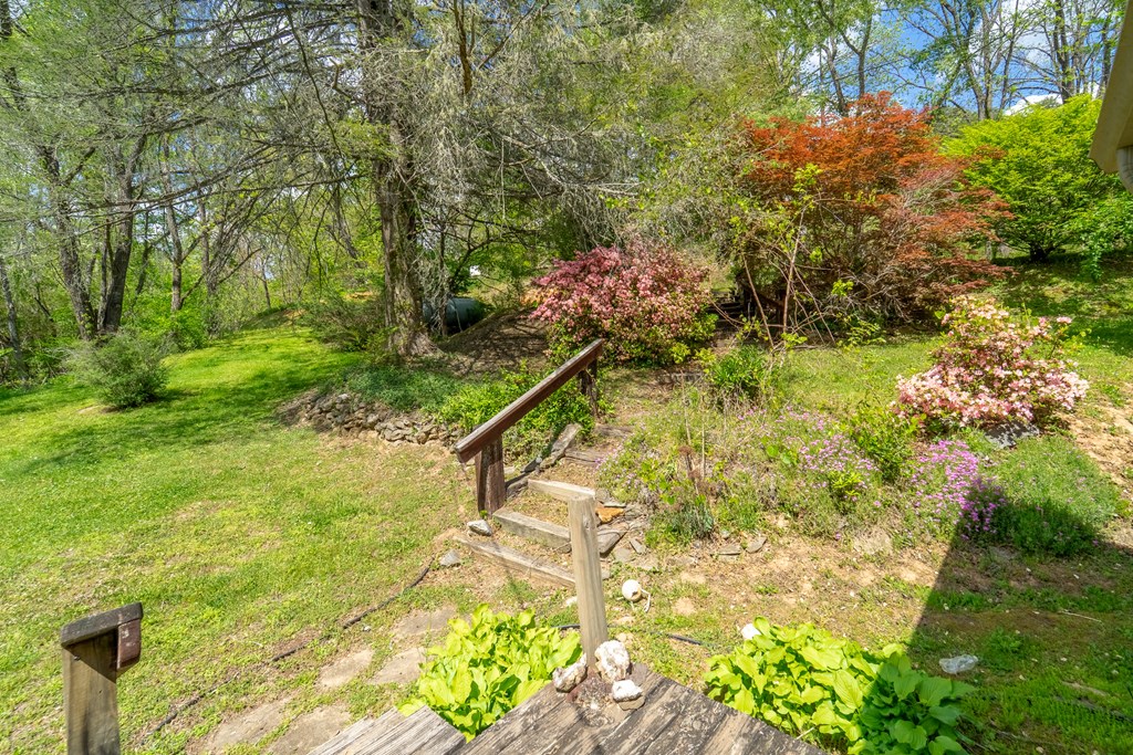 104/102 Pleasant Valley Lane