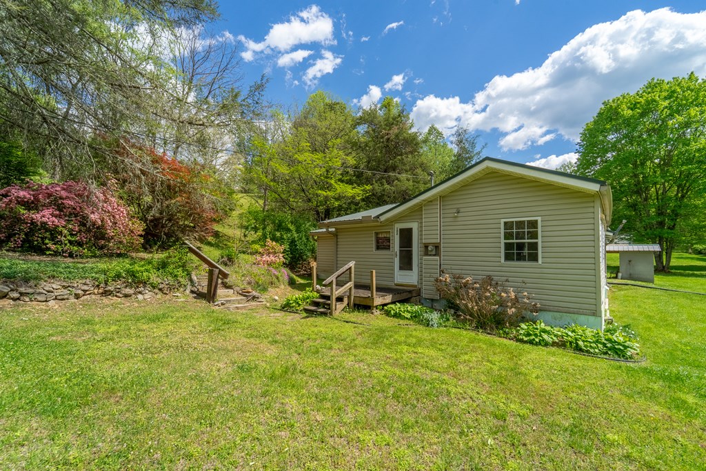 104/102 Pleasant Valley Lane