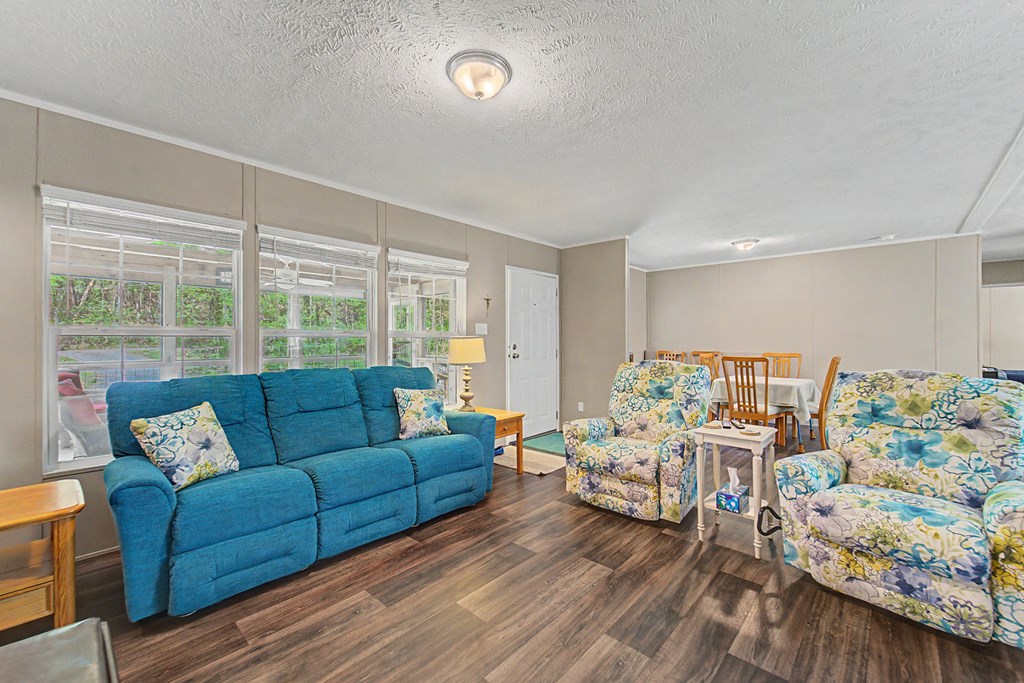 104/102 Pleasant Valley Lane