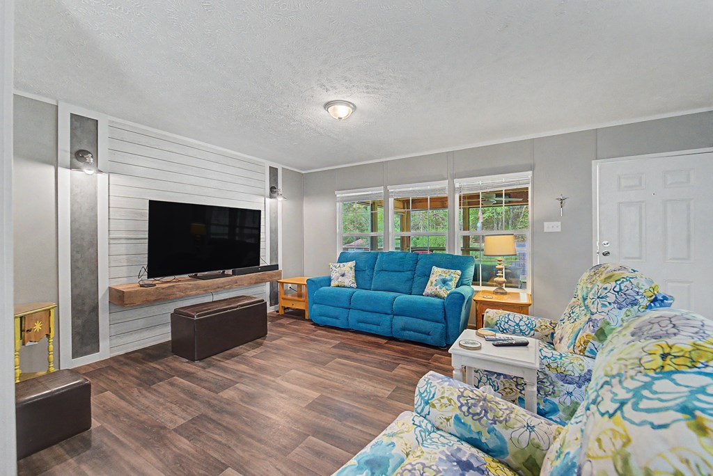 104/102 Pleasant Valley Lane