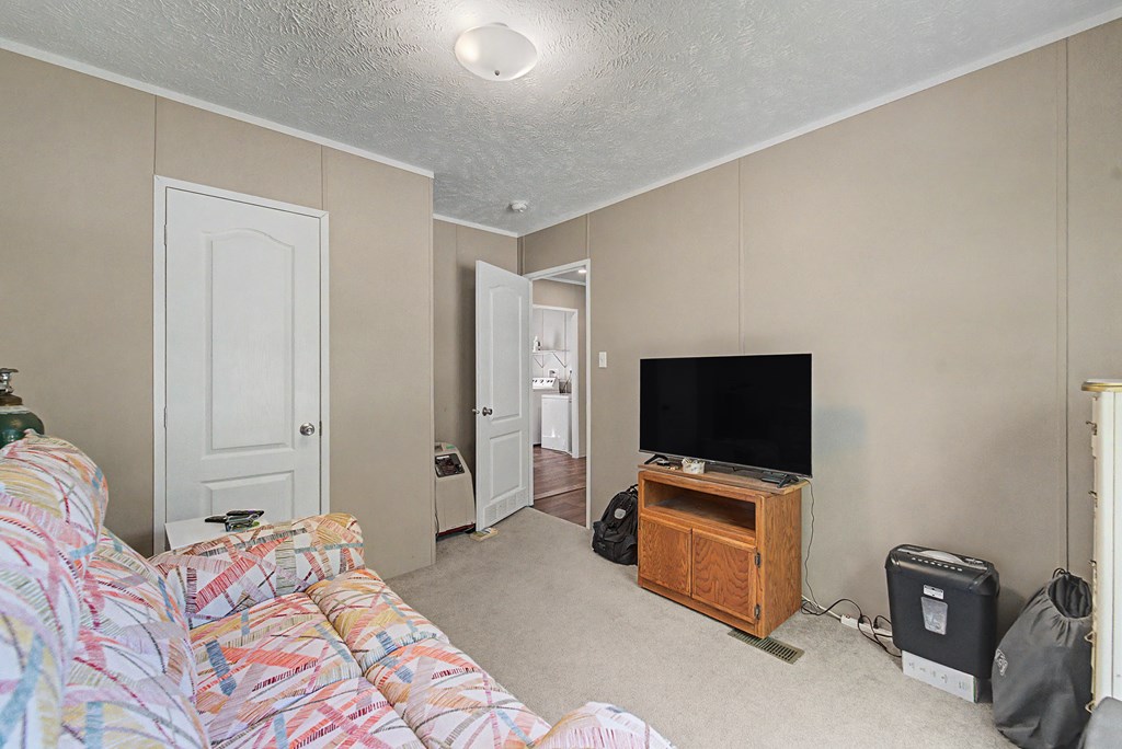 104/102 Pleasant Valley Lane