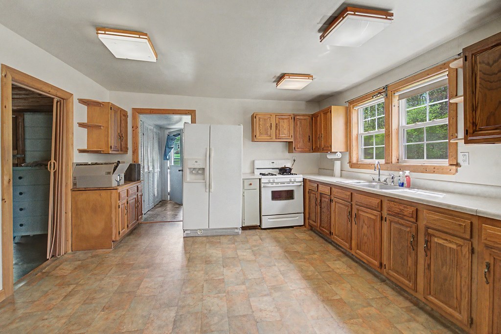 104/102 Pleasant Valley Lane
