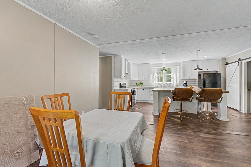 104/102 Pleasant Valley Lane