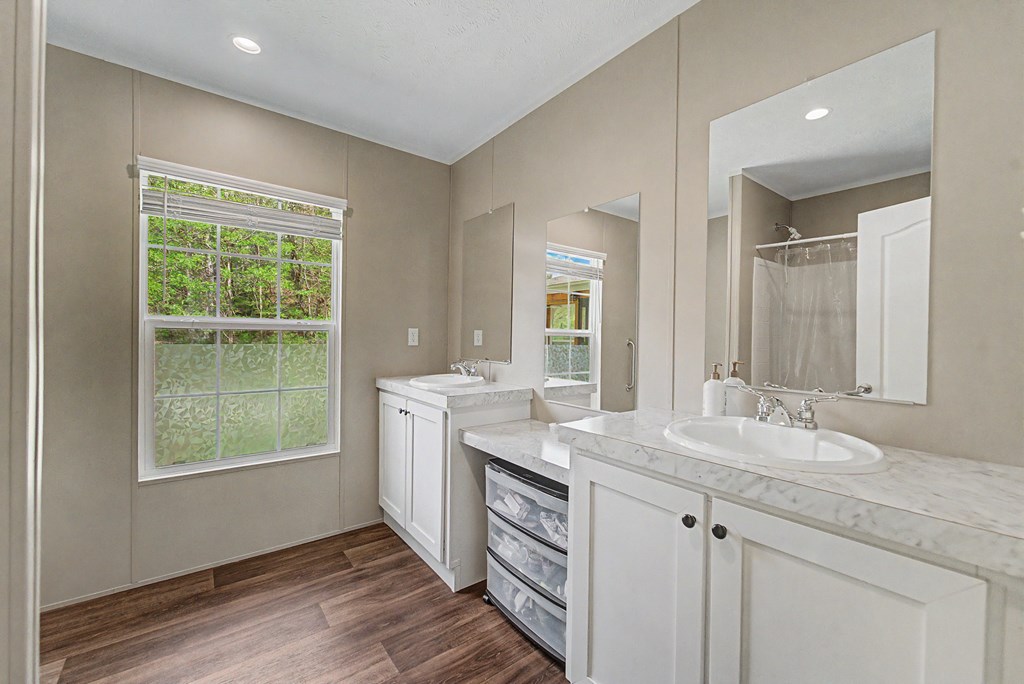 104/102 Pleasant Valley Lane