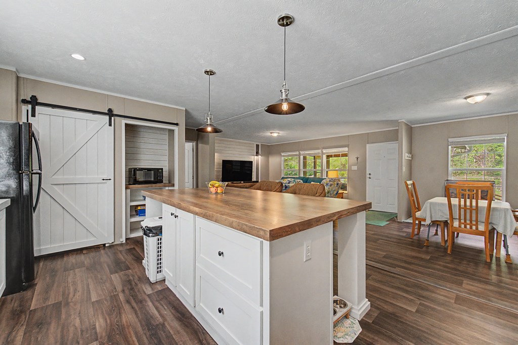 104/102 Pleasant Valley Lane