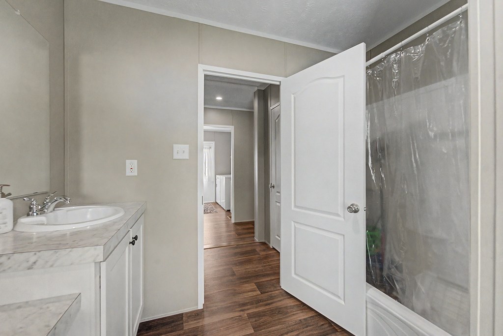 104/102 Pleasant Valley Lane
