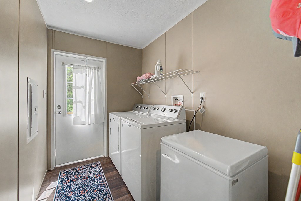 104/102 Pleasant Valley Lane