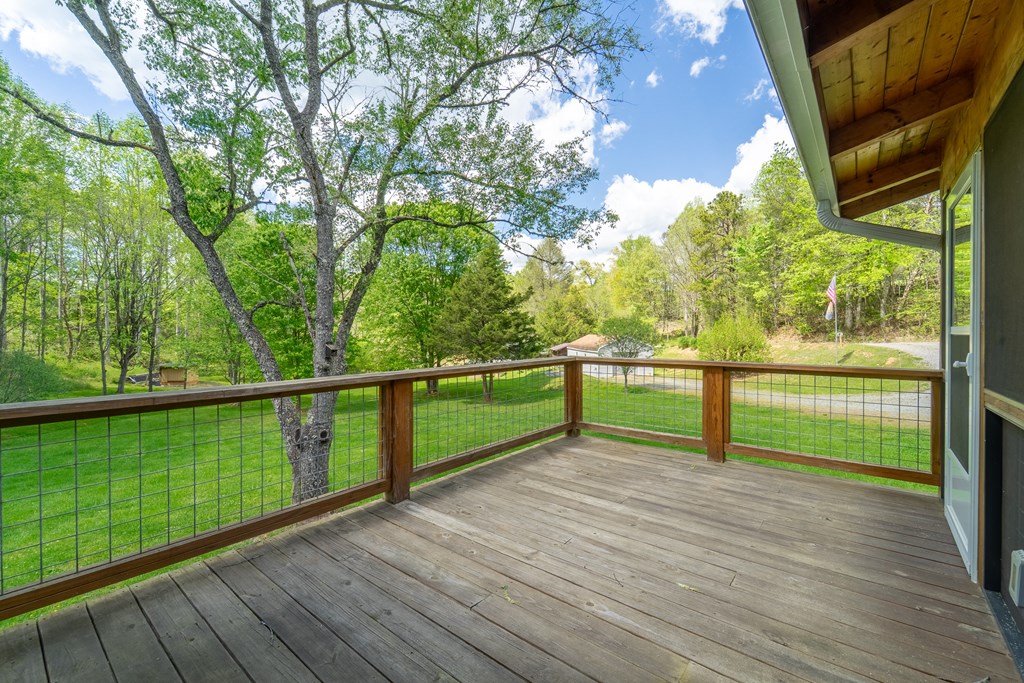 104/102 Pleasant Valley Lane