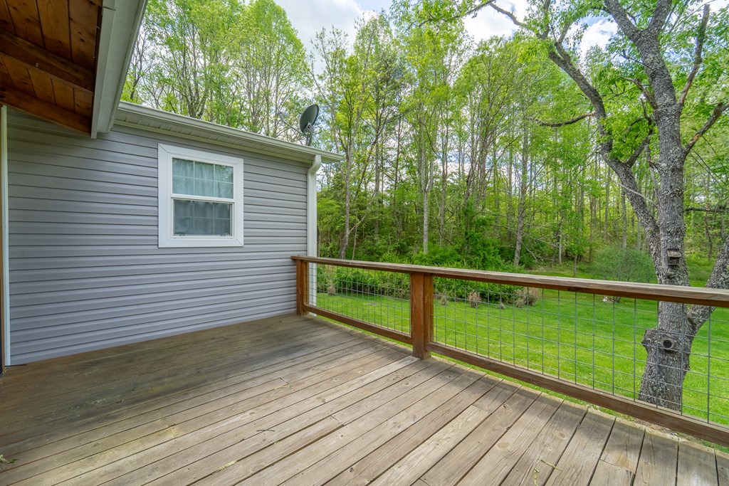 104/102 Pleasant Valley Lane
